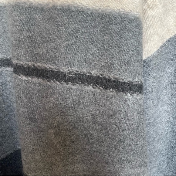 Universal Thread Turtleneck Knit Pullover Sweater Colorblock Size XXL NWOT gray - Picture 4 of 7